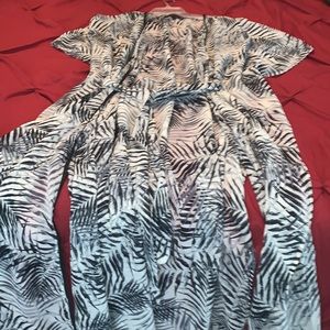 VS cover up beach dress sz L👗
